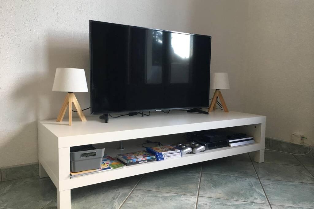 Les Iles - Parking, Balcon, Netflix & Ps4! Apartamento Annecy Exterior foto